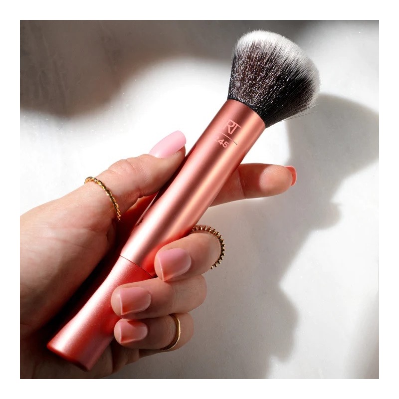 https://sis-style.gr/10430-large_default/real-techniques-everything-face-makeup-brush.jpg